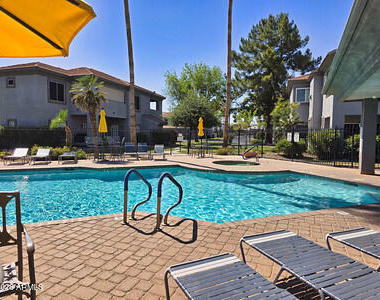 7401 W Arrowhead Clubhouse - Photo Thumbnail 49