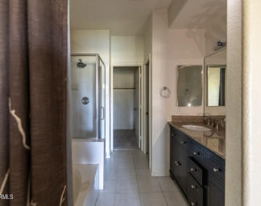 7401 W Arrowhead Clubhouse - Photo Thumbnail 30