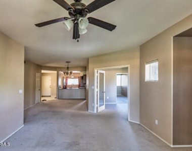 7401 W Arrowhead Clubhouse - Photo Thumbnail 27