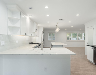 6709 E Monterosa Street - Photo Thumbnail 15