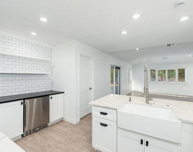 6709 E Monterosa Street - Photo Thumbnail 14