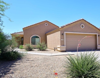 10945 W Loma Lane - Photo Thumbnail 33