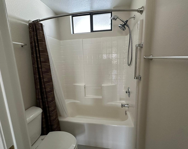 10401 N Saguaro Boulevard - Photo Thumbnail 9