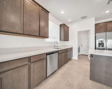 13244 W Ranch Gate Road - Photo Thumbnail 14