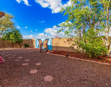 2624 W Beautiful Lane - Photo Thumbnail 29