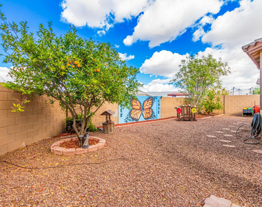 2624 W Beautiful Lane - Photo Thumbnail 27