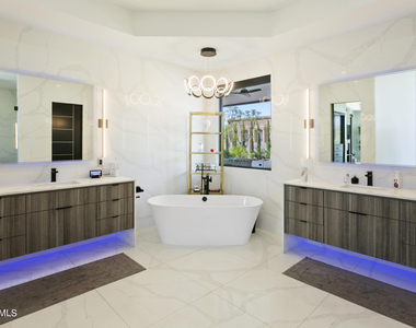 10019 N 57th Street - Photo Thumbnail 33