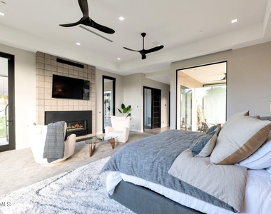 10019 N 57th Street - Photo Thumbnail 39