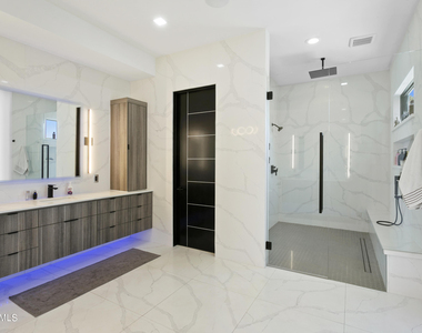 10019 N 57th Street - Photo Thumbnail 34