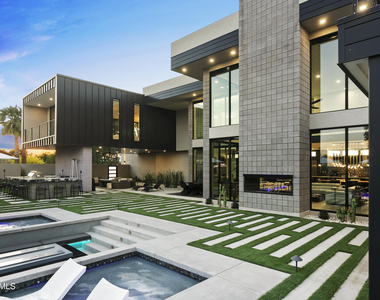 10019 N 57th Street - Photo Thumbnail 99