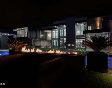 10019 N 57th Street - Photo Thumbnail 110
