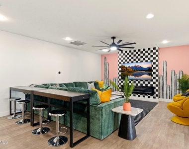 8140 E Pine Drive - Photo Thumbnail 9