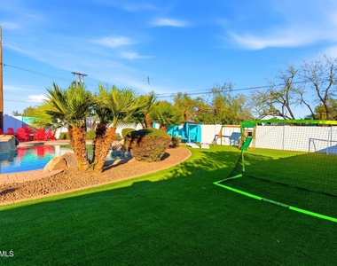 8140 E Pine Drive - Photo Thumbnail 51