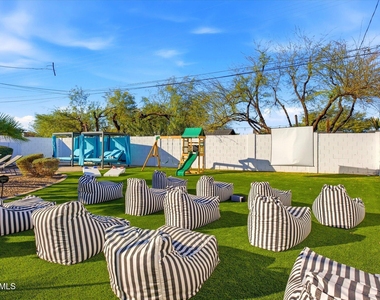 8140 E Pine Drive - Photo Thumbnail 1