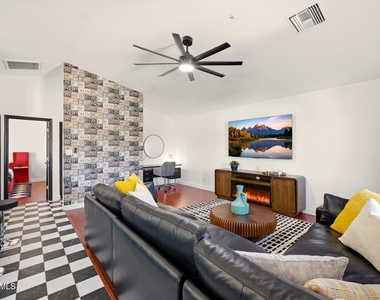 8140 E Pine Drive - Photo Thumbnail 8