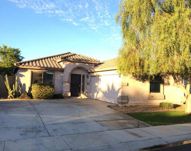 510 E Kent Avenue - Photo Thumbnail 2