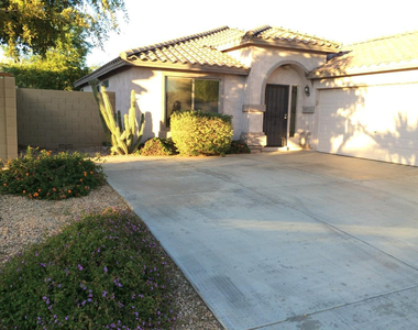 510 E Kent Avenue - Photo Thumbnail 4