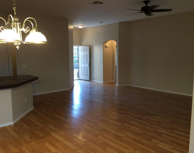 510 E Kent Avenue - Photo Thumbnail 9