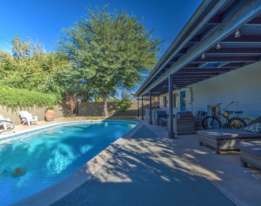 8420 E Keim Drive - Photo Thumbnail 45