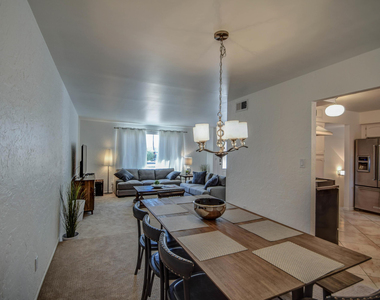 8420 E Keim Drive - Photo Thumbnail 9