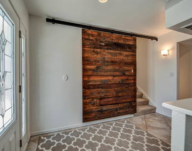 8420 E Keim Drive - Photo Thumbnail 3