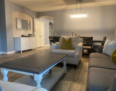 9237 W Irma Lane - Photo Thumbnail 9
