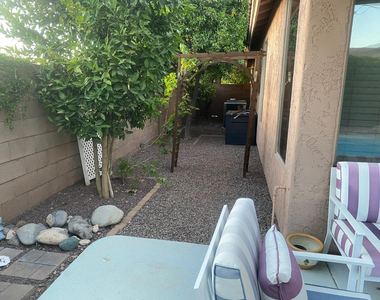 9237 W Irma Lane - Photo Thumbnail 38
