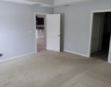 15670 Coulter Court - Photo Thumbnail 12