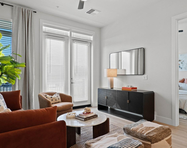 500 E Rivulon Boulevard - Photo Thumbnail 5