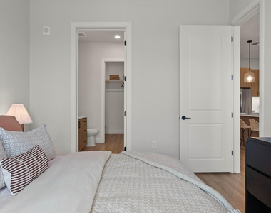 500 E Rivulon Boulevard - Photo Thumbnail 6