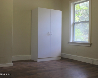 6379 Delacy Road - Photo Thumbnail 4