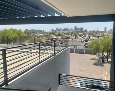 1457 E Taylor Street - Photo Thumbnail 3