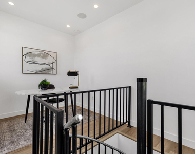 4220 N 32nd Street - Photo Thumbnail 40