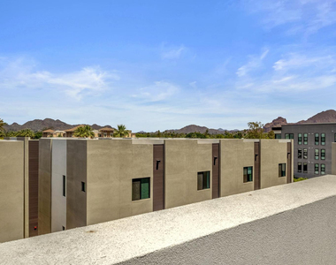 4220 N 32nd Street - Photo Thumbnail 45