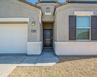 30738 W Columbus Avenue - Photo Thumbnail 2