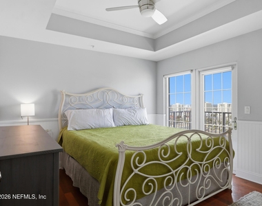 400 E Bay Street - Photo Thumbnail 26