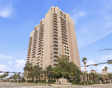 400 E Bay Street - Photo Thumbnail 39