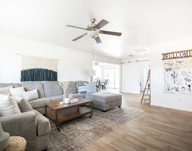 7435 E Granada - Photo Thumbnail 16