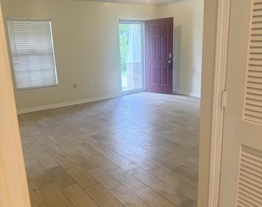 5227 Bunche Drive - Photo Thumbnail 8