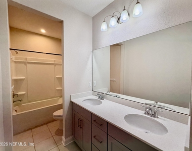467 Blue Daze Street - Photo Thumbnail 11