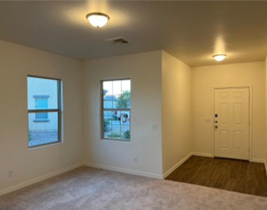 231 N 201st Avenue - Photo Thumbnail 1