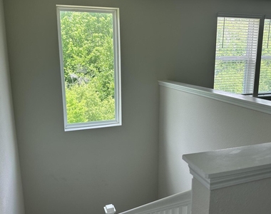 11561 Admirals Cove Drive - Photo Thumbnail 11