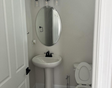 11561 Admirals Cove Drive - Photo Thumbnail 20