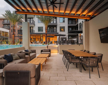 500 E Rivulon Boulevard - Photo Thumbnail 36