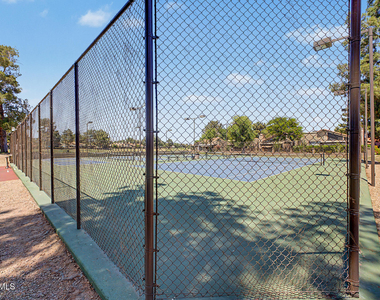 4106 E Sunnyside Drive - Photo Thumbnail 31