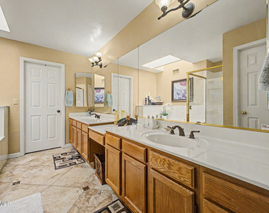 4106 E Sunnyside Drive - Photo Thumbnail 18