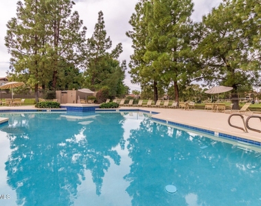 4106 E Sunnyside Drive - Photo Thumbnail 33