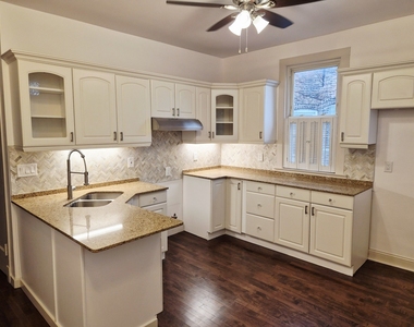 7826 S Bennett Avenue - Photo Thumbnail 17