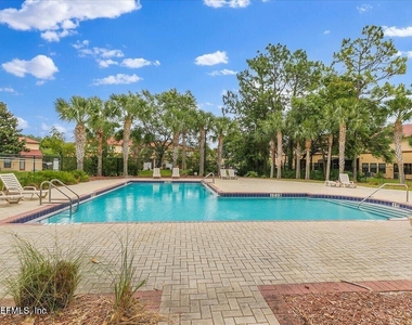 401 Honeycomb Way Way - Photo Thumbnail 35