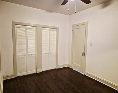 7826 S Bennett Avenue - Photo Thumbnail 12